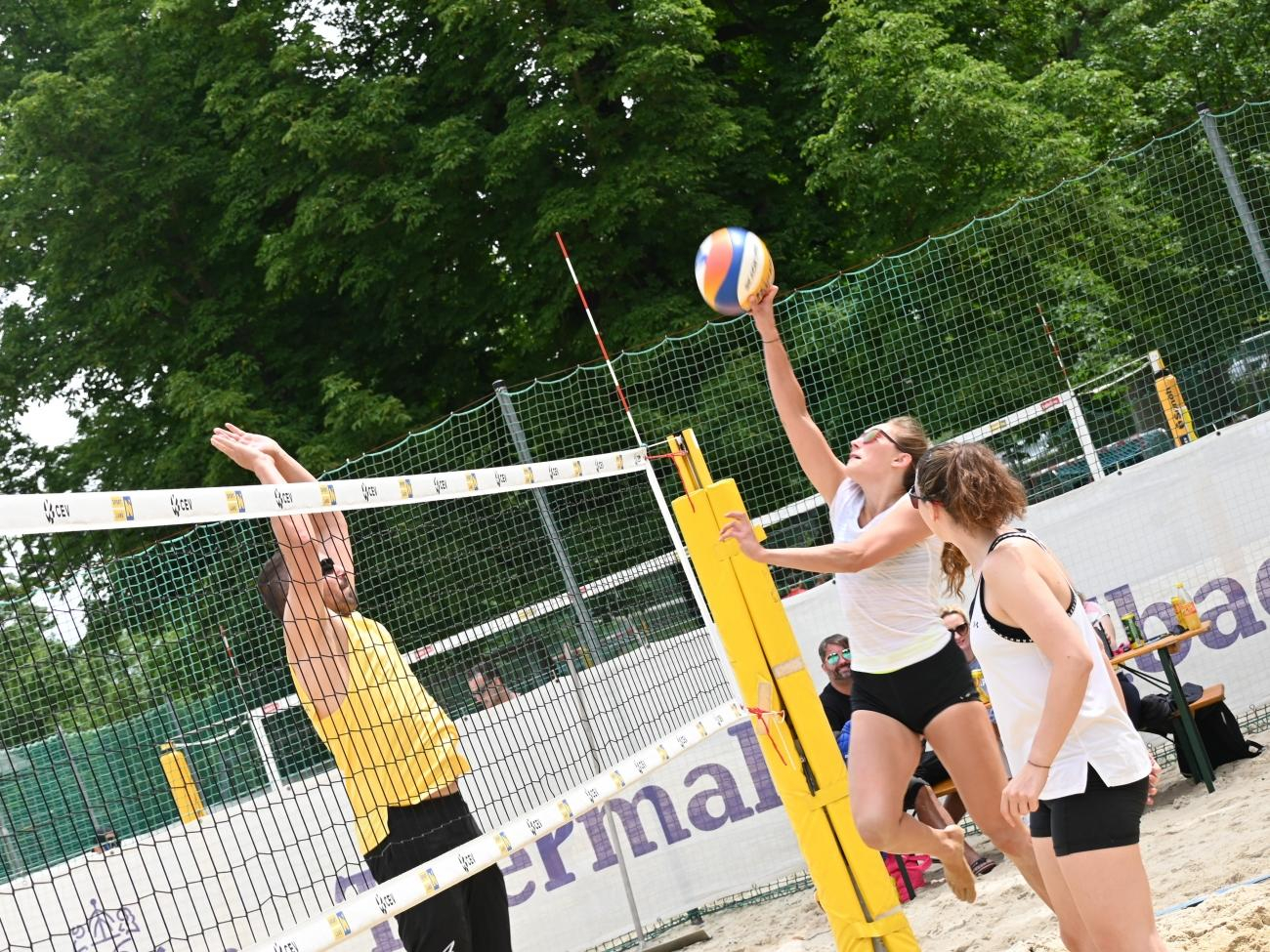 Beachvolleyballturnier-2024-1 (2).jpeg